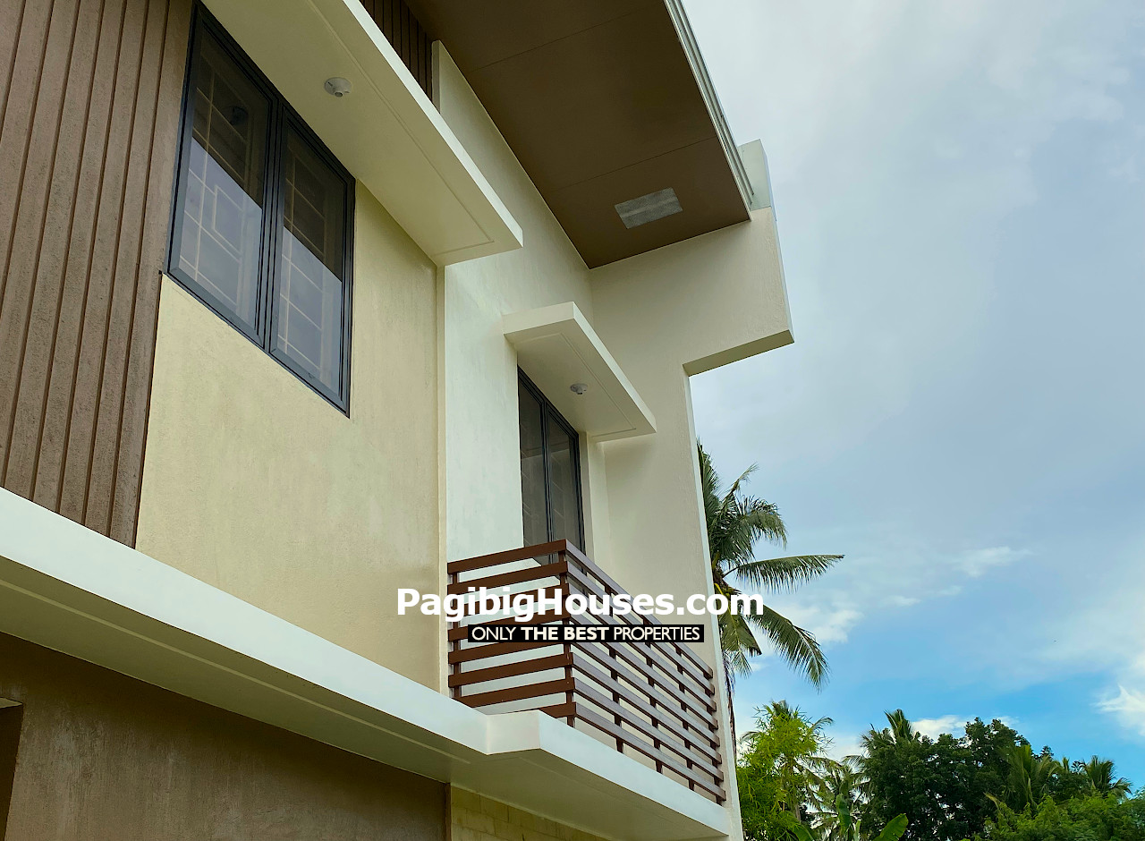 4BR Solar-Powered House Interiors
